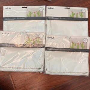 Cricut White Cosmetic Pouches